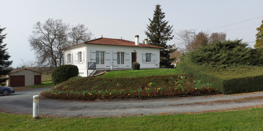 maison à SAUVETERRE DE GUYENNE (33540)