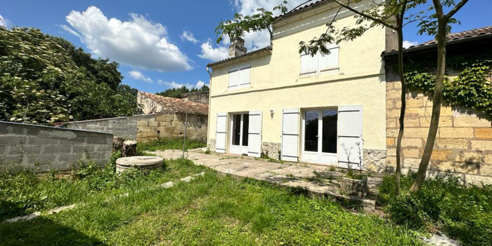 maison à MOULON (33420)