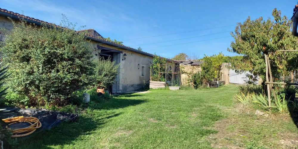 maison à BLAYE (33390)