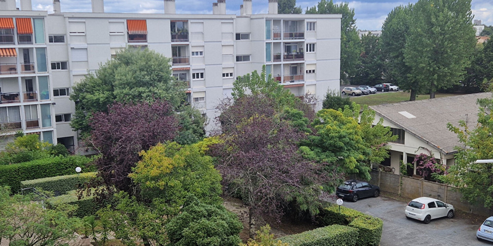 appartement à BORDEAUX (33200)