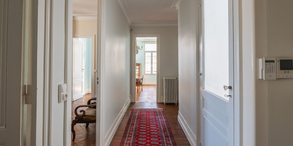 appartement à BORDEAUX (33000)