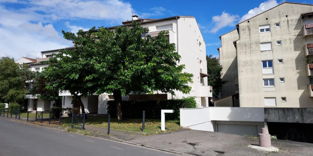 parking à BORDEAUX (33000)