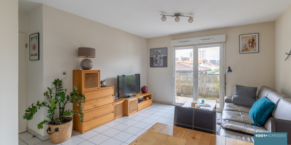 appartement à LE BOUSCAT (33110)