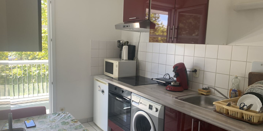 appartement à BORDEAUX (33800)