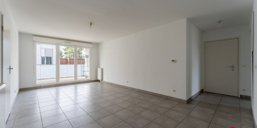 appartement à BORDEAUX (33300)