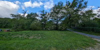 terrain à LES ARTIGUES DE LUSSAC (33570)