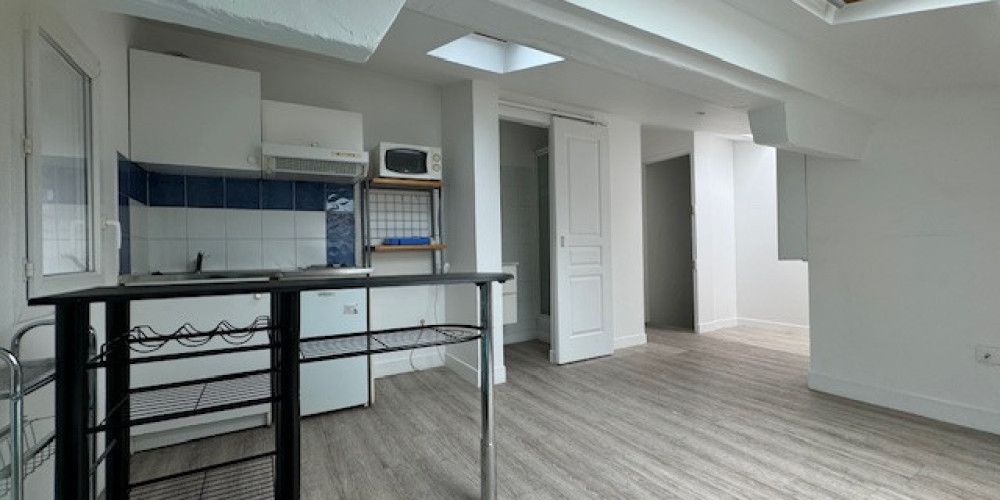 appartement à BORDEAUX (33000)