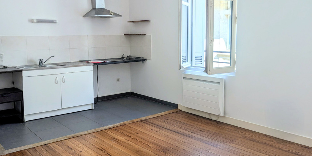 appartement à BORDEAUX (33000)