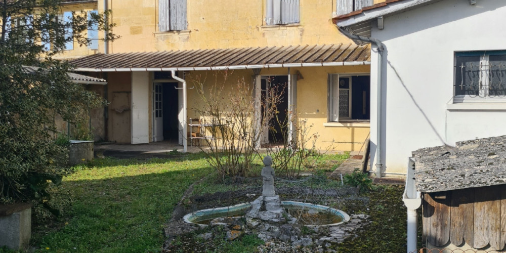 maison à ST MEDARD DE GUIZIERES (33230)