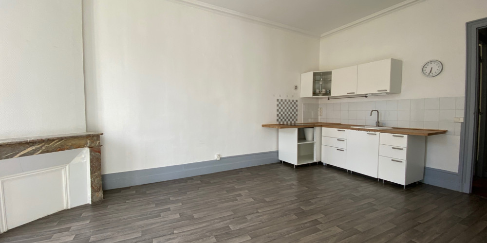 appartement à BORDEAUX (33000)