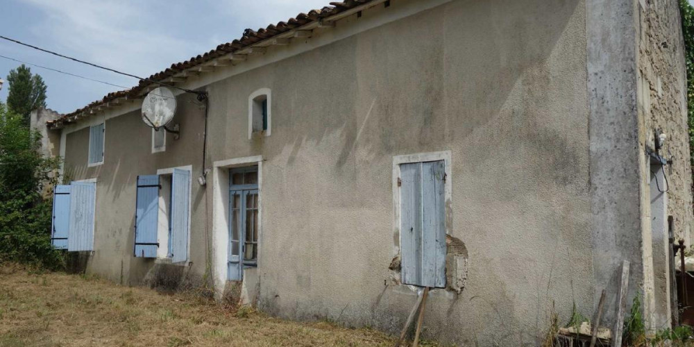 maison à CEZAC (33620)