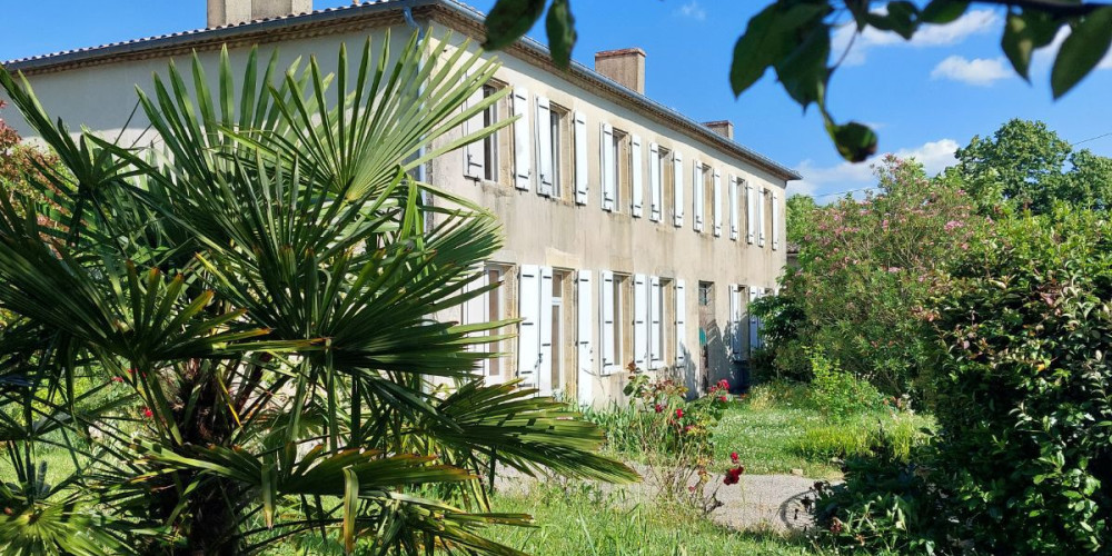 maison à SAUVETERRE DE GUYENNE (33540)