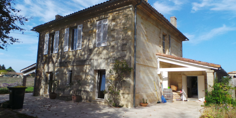 maison à ST GERMAIN DU PUCH (33750)