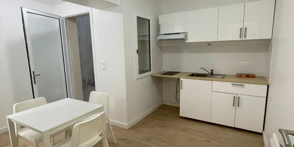 appartement à BORDEAUX (33800)