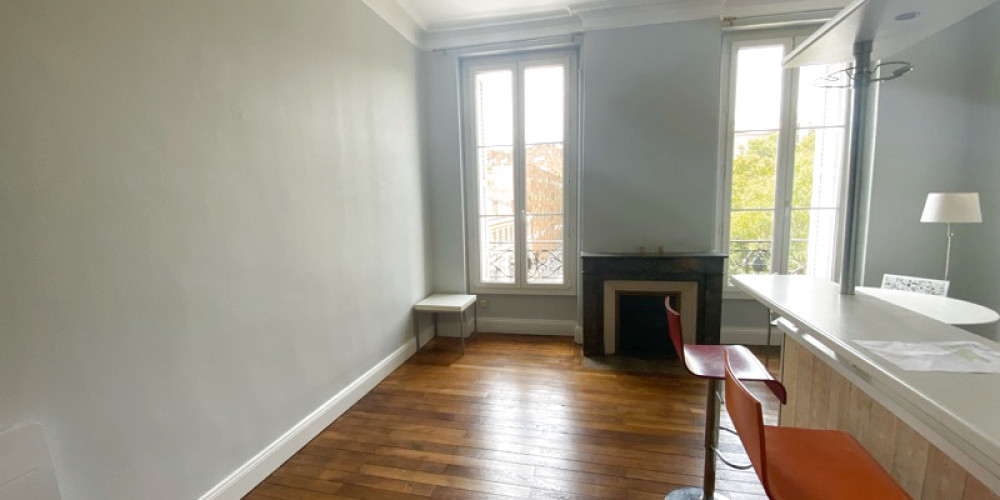 appartement à BORDEAUX (33000)