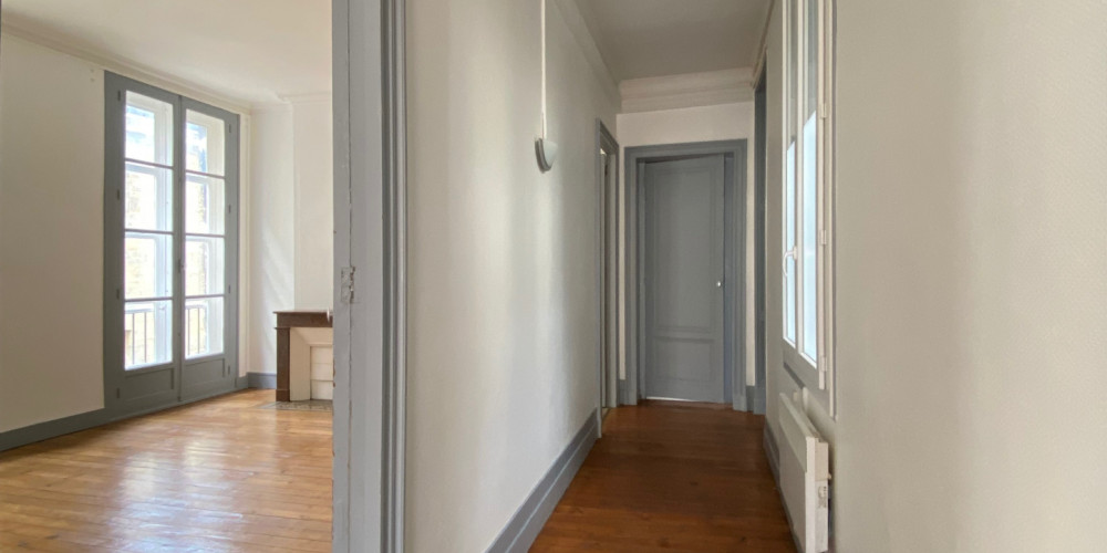 appartement à BORDEAUX (33000)