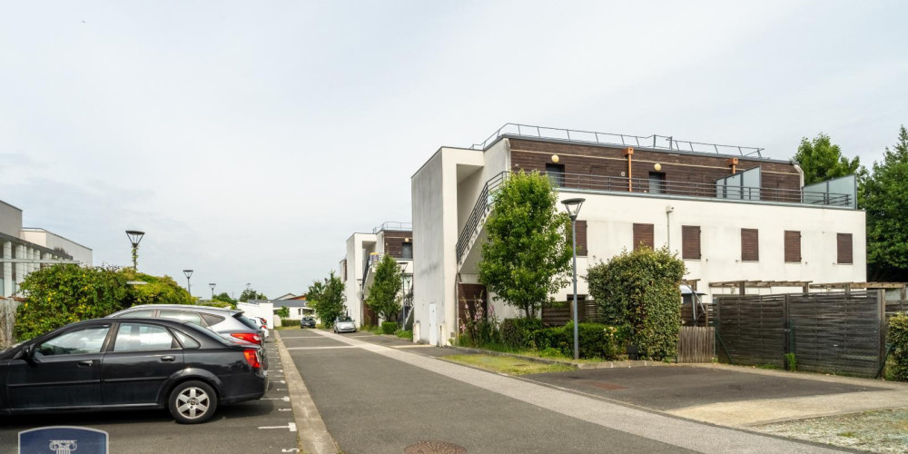 appartement à VILLENAVE D ORNON (33140)