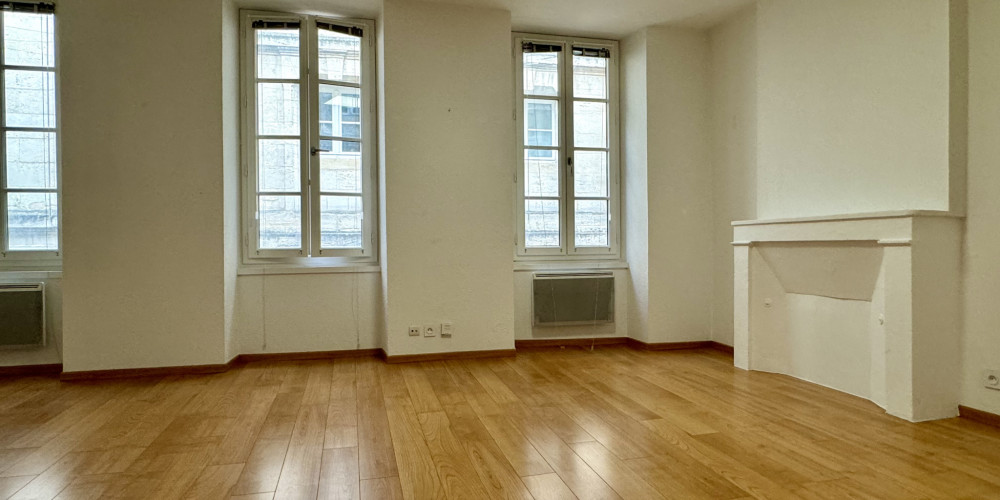 appartement à BORDEAUX (33000)