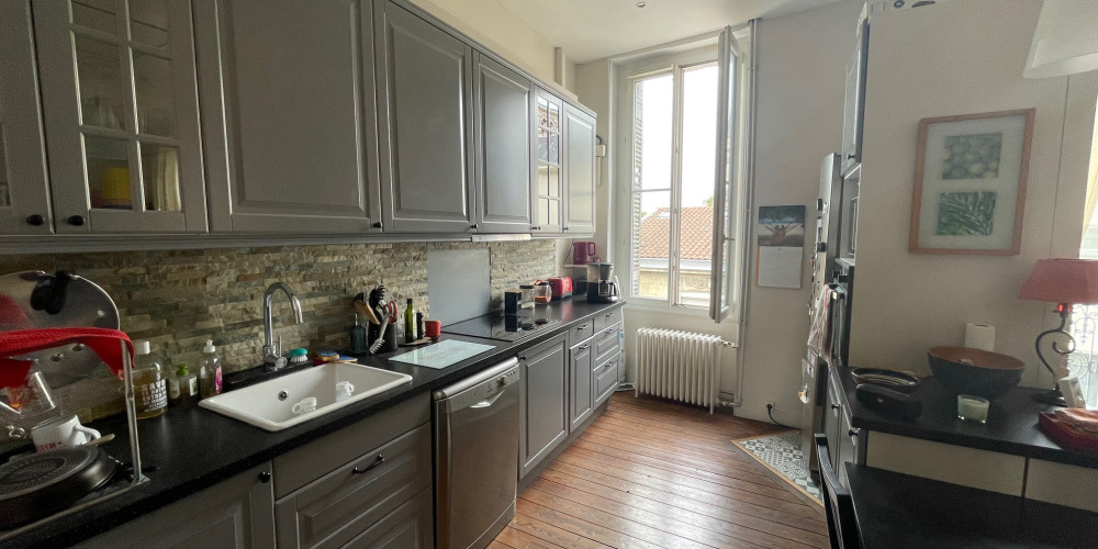 appartement à BORDEAUX (33000)