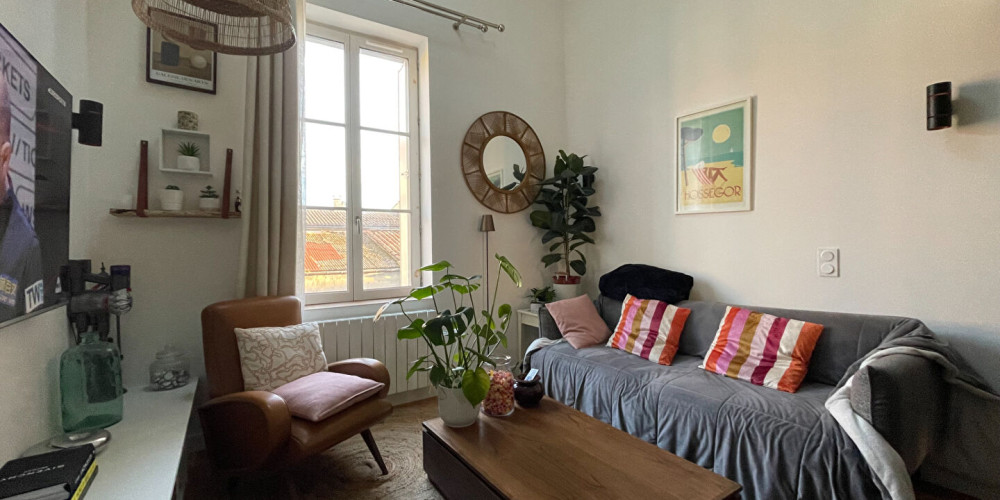 appartement à BORDEAUX (33800)