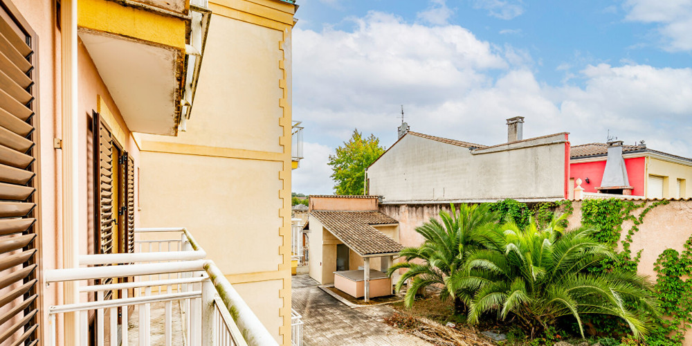 appartement à BRUGES (33520)