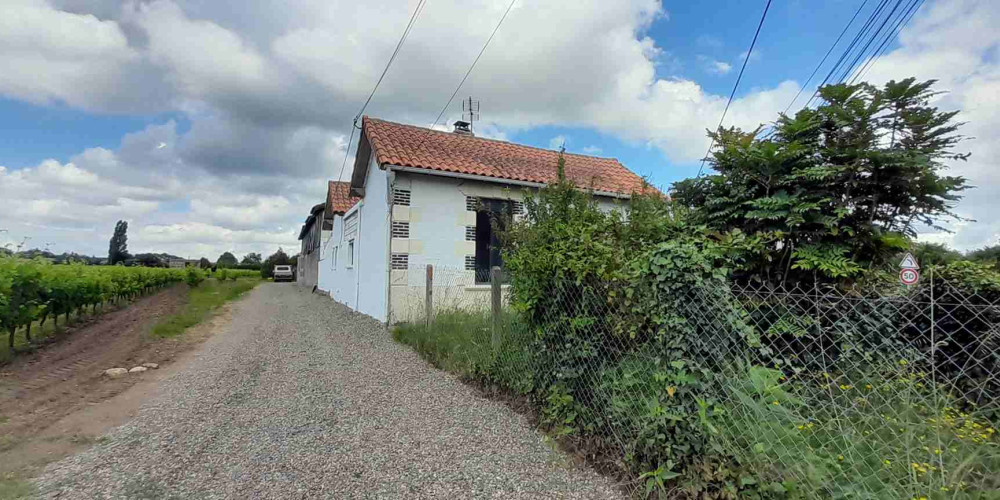 maison à ST AUBIN DE BLAYE (33820)