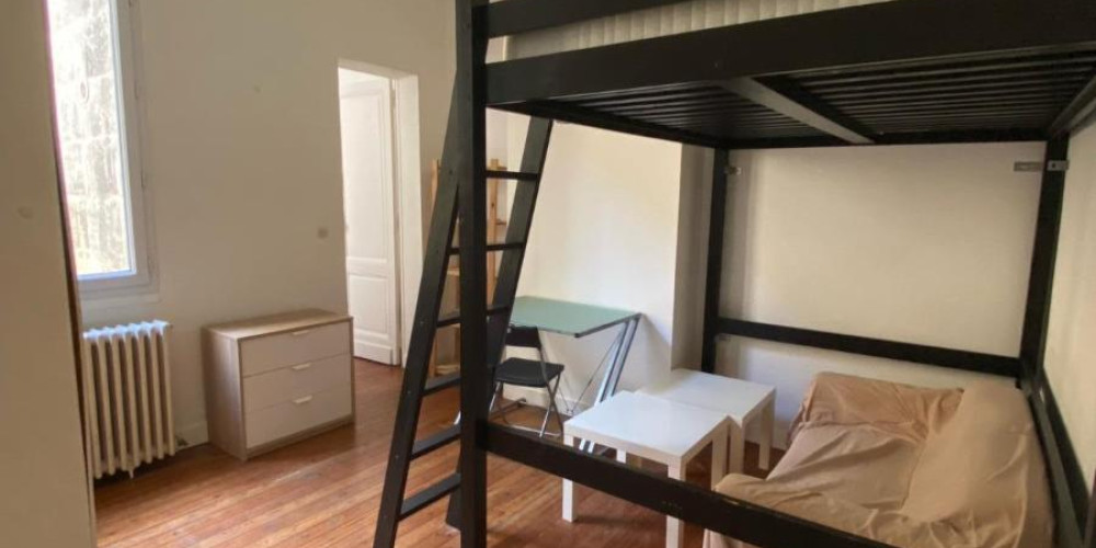 appartement à BORDEAUX (33800)