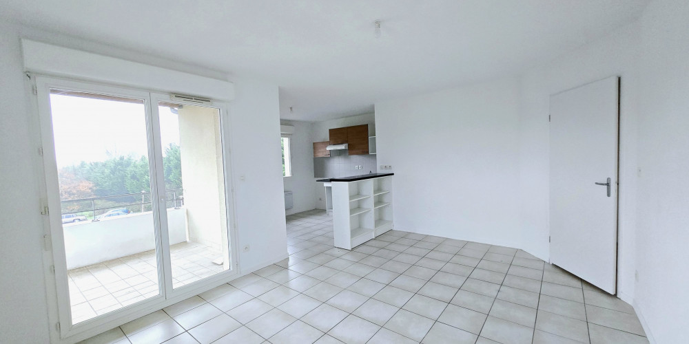 appartement à PINEUILH (33220)