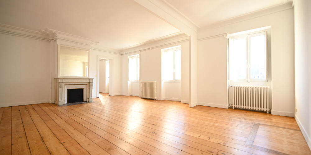 appartement à BORDEAUX (33000)