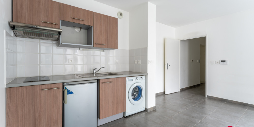 appartement à BORDEAUX (33300)