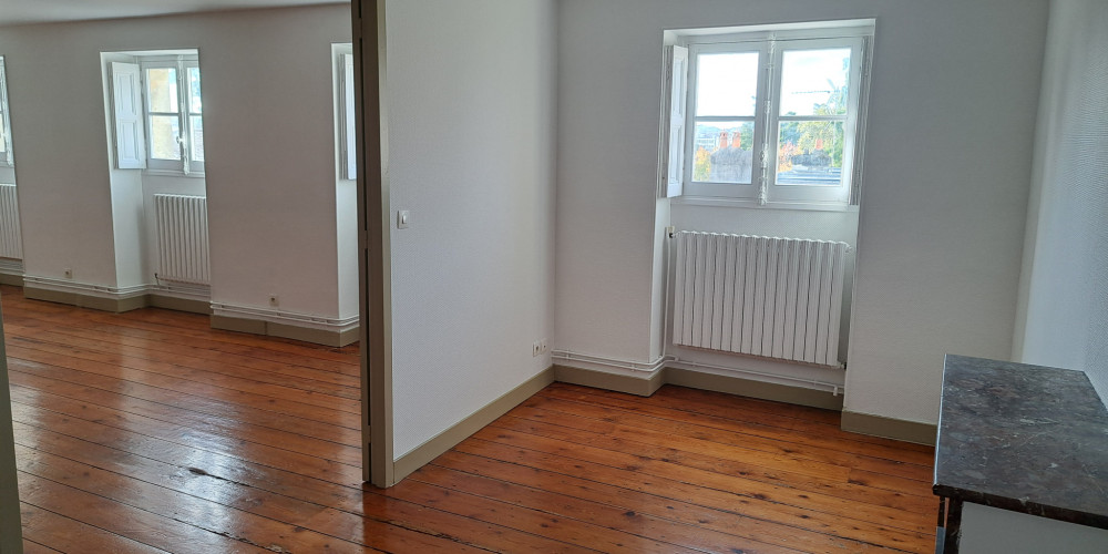 appartement à BORDEAUX (33000)