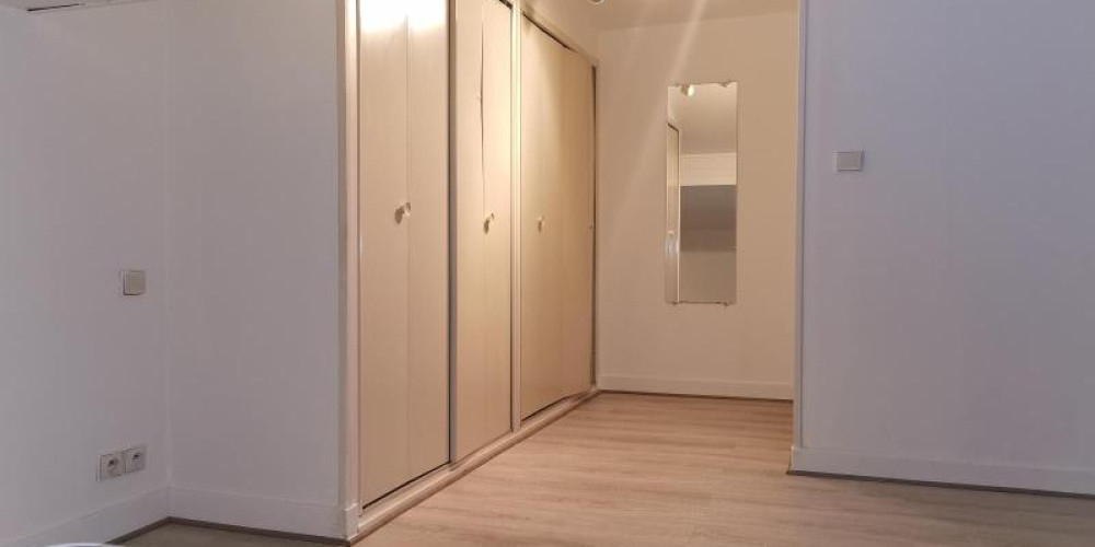 appartement à BORDEAUX (33000)