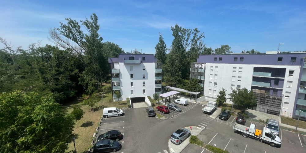 appartement à BRUGES (33520)