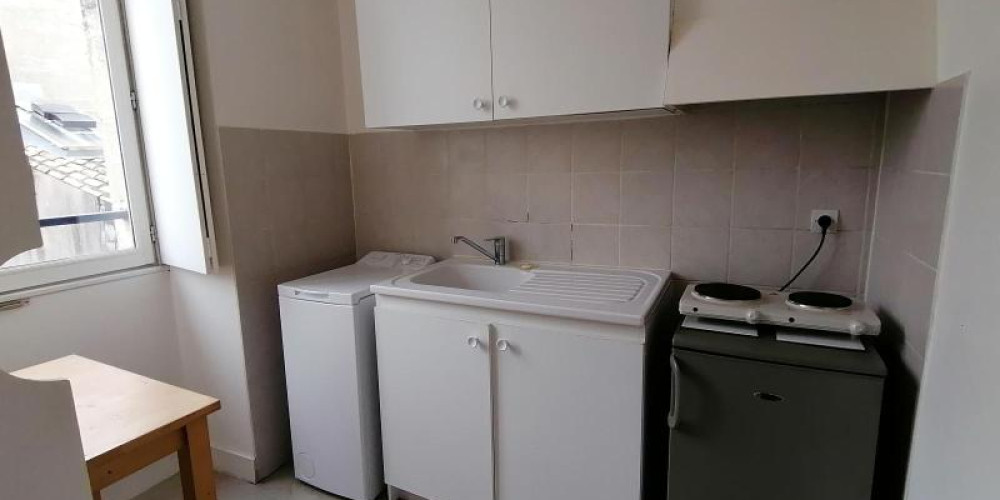 appartement à BORDEAUX (33000)