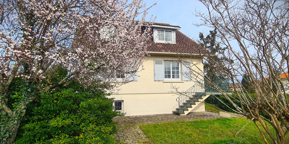 maison à ST ANDRE DE CUBZAC (33240)