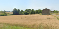 parking à SAUVETERRE DE GUYENNE (33540)