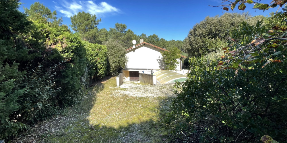 maison à LACANAU (33680)