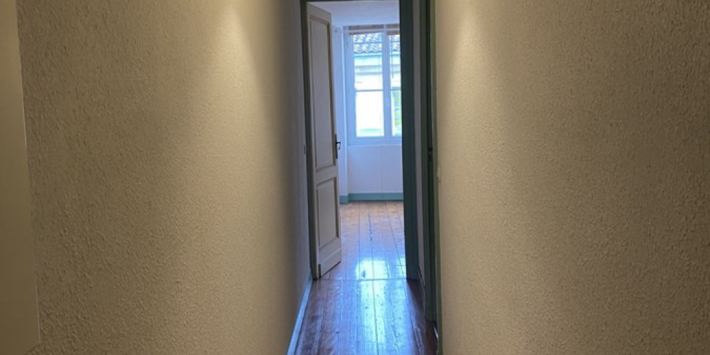 appartement à BORDEAUX (33000)