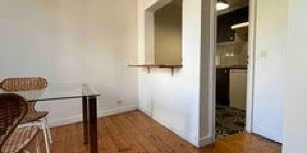 appartement à BORDEAUX (33800)