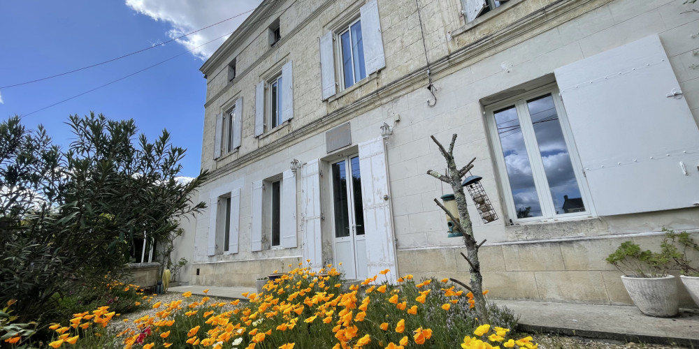 maison à POMEROL (33500)