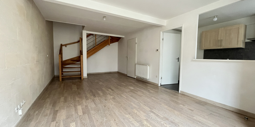 appartement à BORDEAUX (33300)