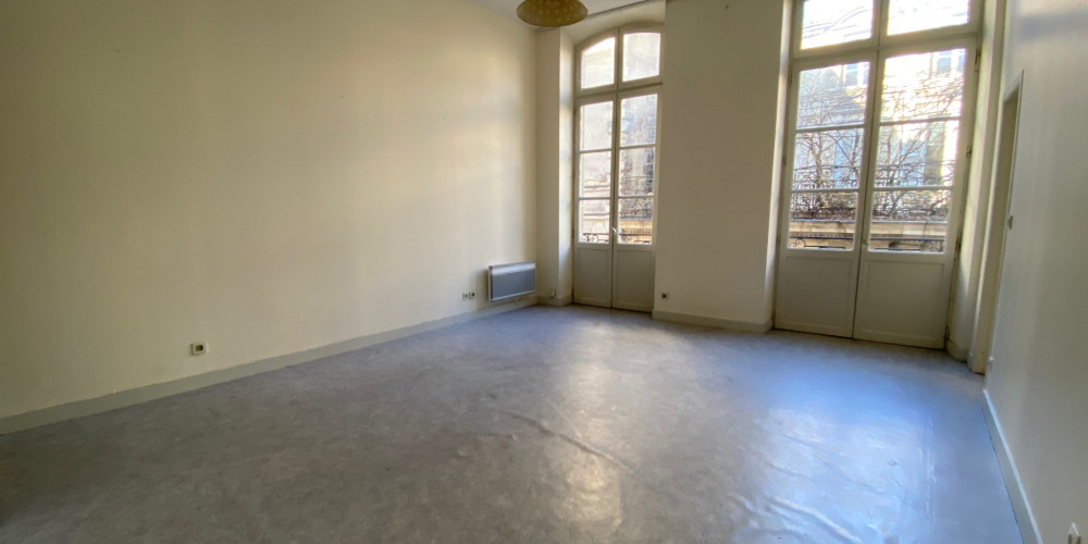 appartement à BORDEAUX (33000)