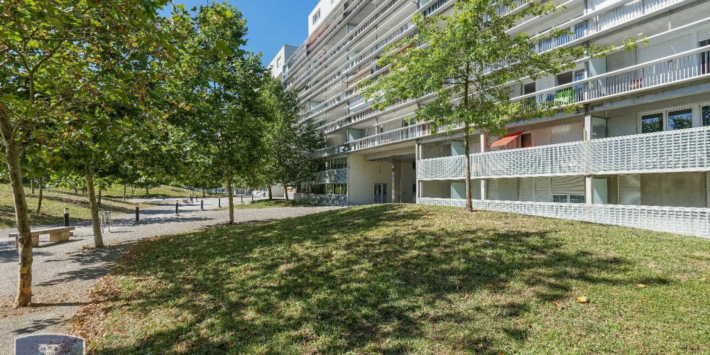 appartement à BORDEAUX (33000)