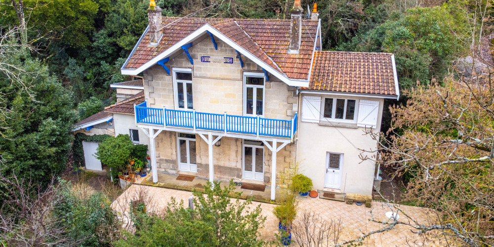 maison à CENON (33150)