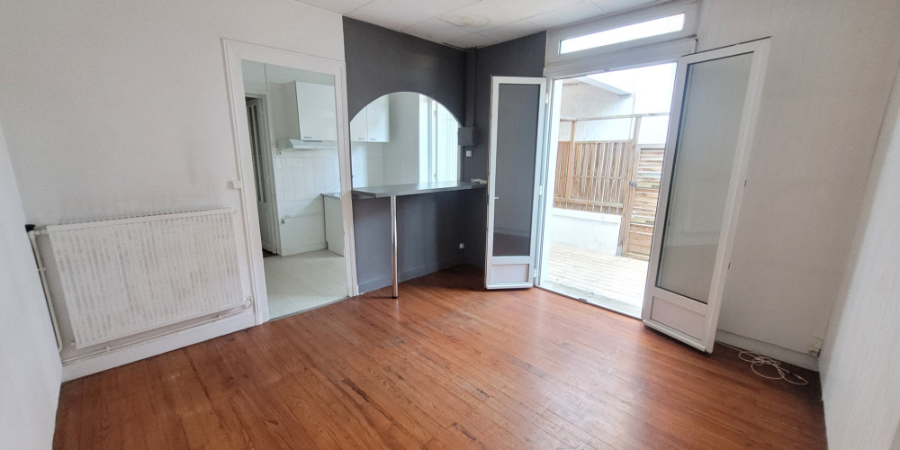 appartement à BORDEAUX (33000)