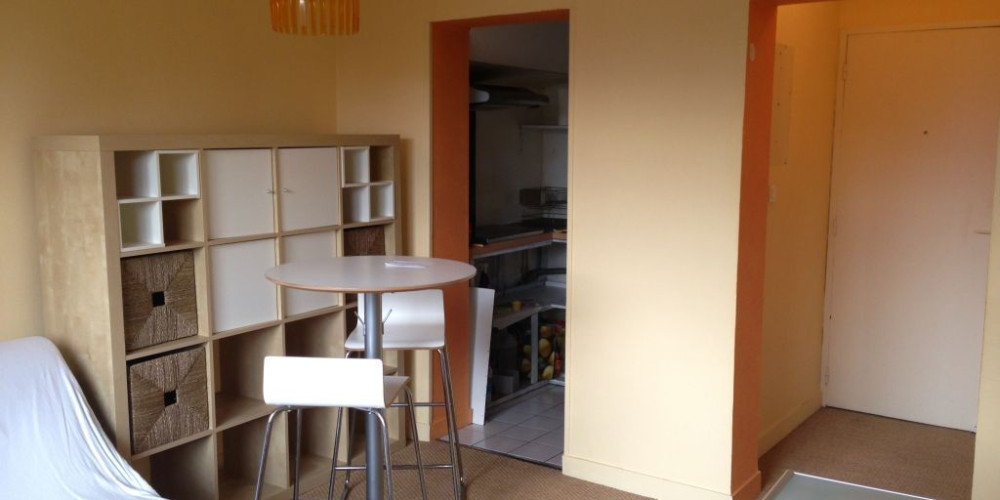 appartement à BORDEAUX (33800)