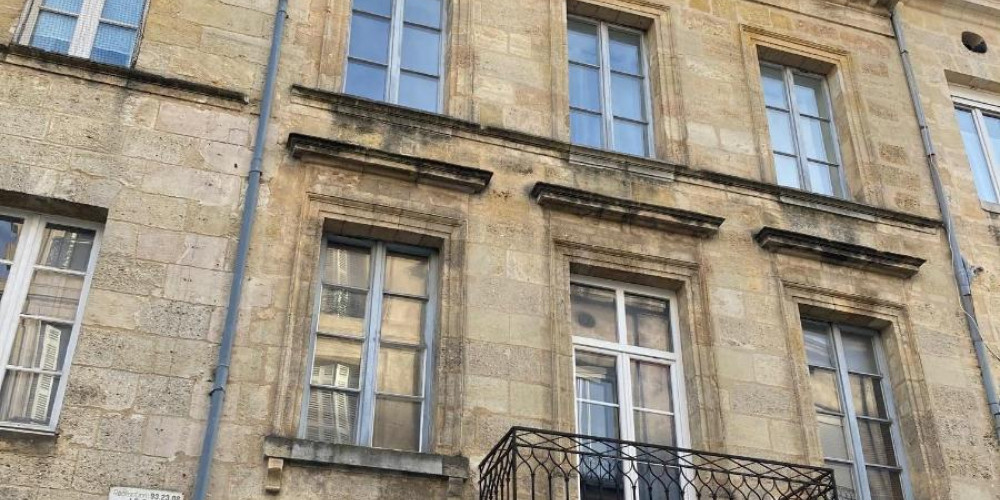 appartement à BORDEAUX (33000)