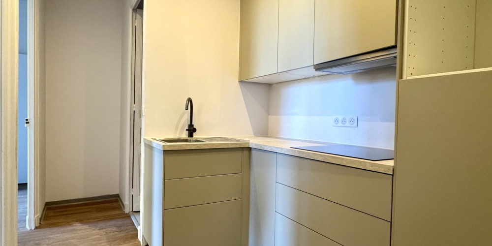 appartement à BORDEAUX (33000)