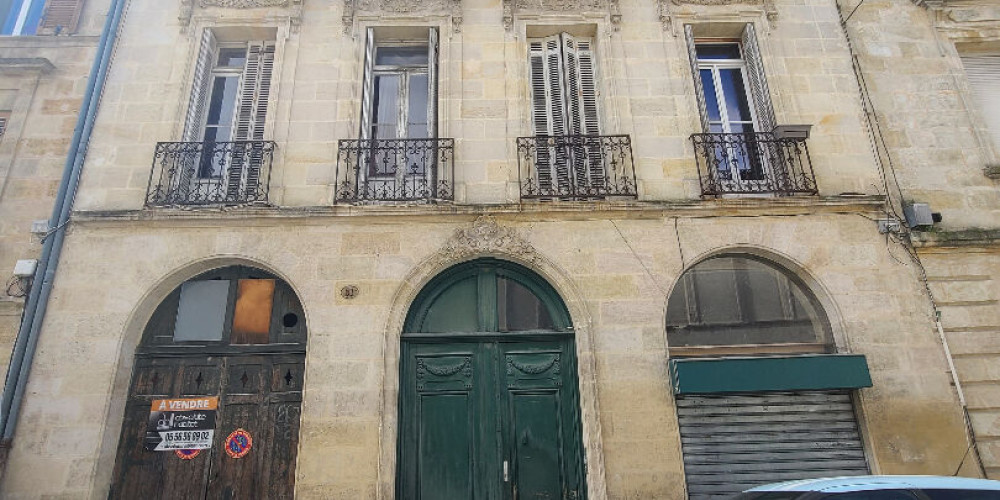 local commercial à BORDEAUX (33000)