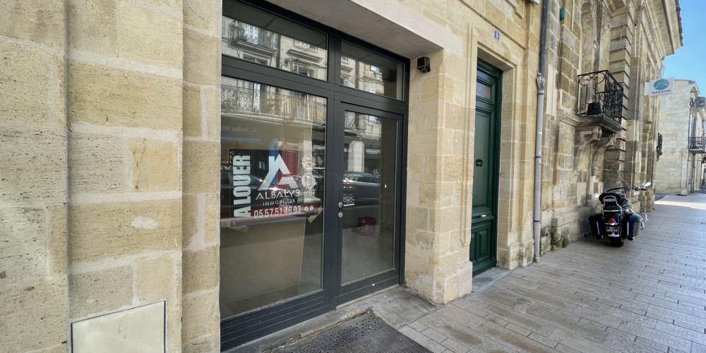 local commercial à LIBOURNE (33500)